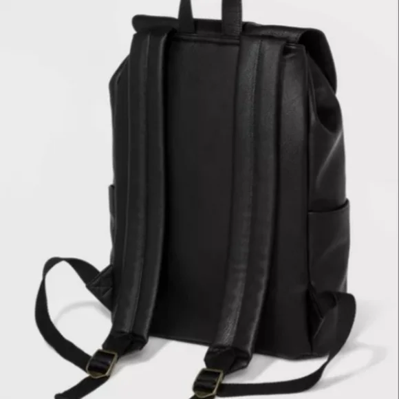 LOWEST PRICE !!! CLEARANCE!! PU Leather Backpack - Picture 4 of 5